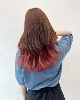 ロング ✨透明感艶カラー YUKI✨のヘアスタイル