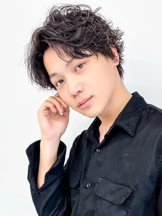 ショート パーマ メンズ 相馬 一真のヘアスタイル