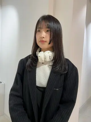 セミロング VISION 巻幡野花のヘアスタイル