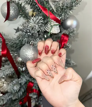 ネイル crystal ___nail所属・Au Thuc trinhのネイルデザイン