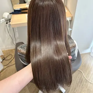 ロング カラー AVANCE.なかもず所属・砂野 真璃奈のヘアスタイル