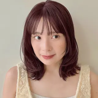 ミディアム カラー あやめ【顔まわり/レ イヤー/柔らかカラ】のヘアスタイル