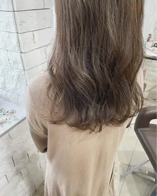 ロング カラー 今井［透明感カラー 表参道/髪質改善］のヘアスタイル