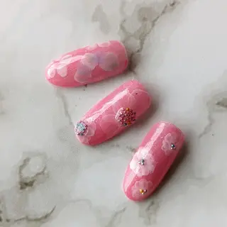 ネイル ナリタ・ マミのネイルデザイン