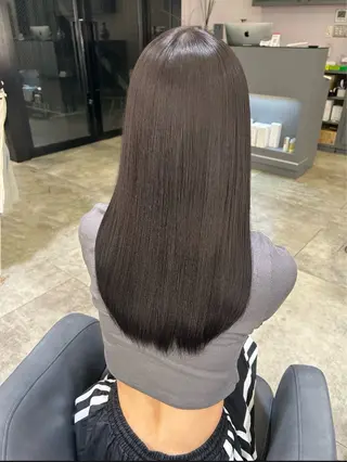 ロング ブリーチ、髪質改善 Noe心斎橋店のヘアスタイル