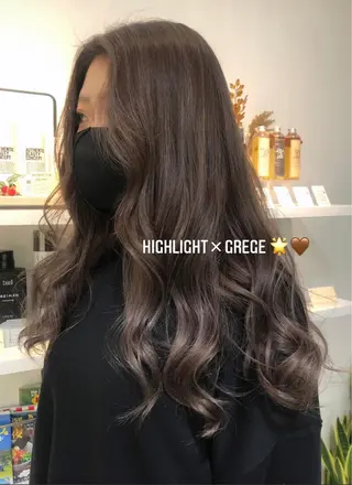 ロング カラー Rina のヘアスタイル