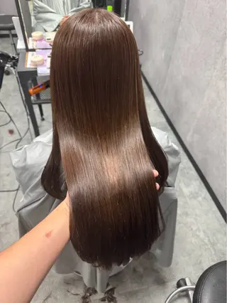 ロング TIGRE tenjin所属・kanon/レイヤー / 透明感カラー🩶のヘアスタイル