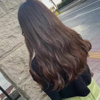 ロング 安田 柚月のヘアスタイル