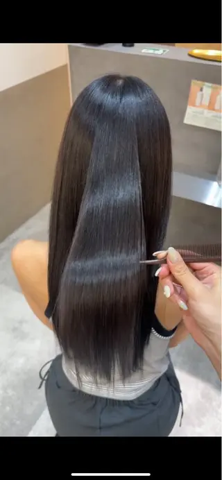 ロング 韓国風レイヤーカット 根来悠斗のヘアスタイル