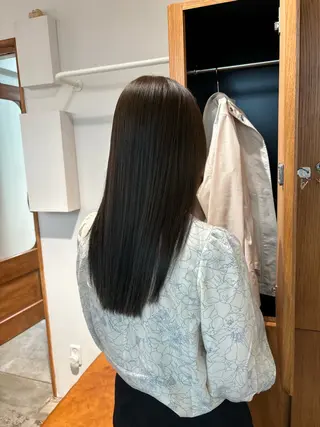 カラー aiko【艶カラー ・ミニモ年内で終了】のヘアスタイル