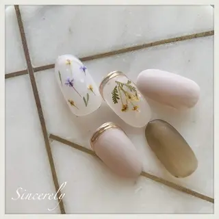 ネイル Sincerely ☺︎のネイルデザイン