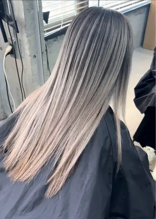 ロング カラー 🌺KANA🇺🇸 海外トレンドヘアのヘアスタイル