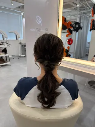 セミロング R/🎀 ヘアセット・艶カラーのヘアスタイル