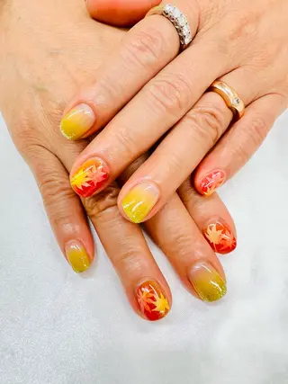 ネイル ユリシスネイル 担当近藤のネイルデザイン