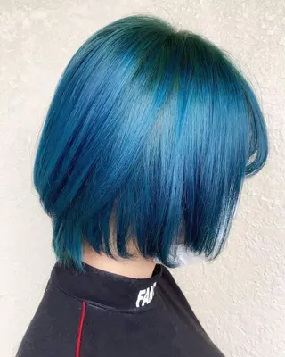 ショート カラー 🌈艶ハイトーン🌈 心を込めます🤝涼介のヘアスタイル