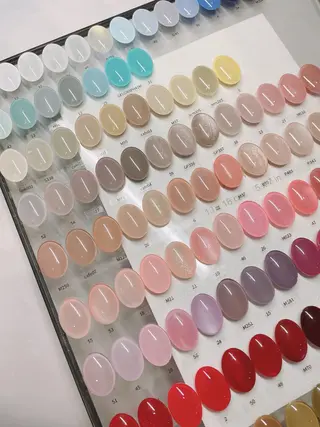 ネイル ＆robe  mii 🌿のネイルデザイン