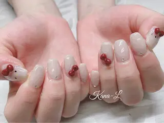 ネイル 芦辺 香奈のネイルデザイン