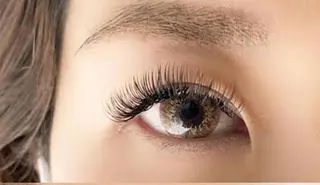 マツエク・マツパ eyelash salon mu-te所属・C hihoのマツエク・マツパデザイン