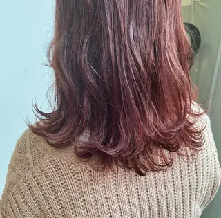 セミロング カラー 滝本 里実のヘアスタイル