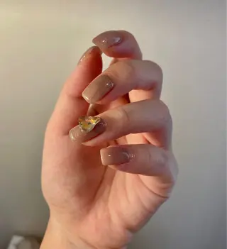 ネイル Nailsalon Olu所属・ネイリスト Nanaのネイルデザイン