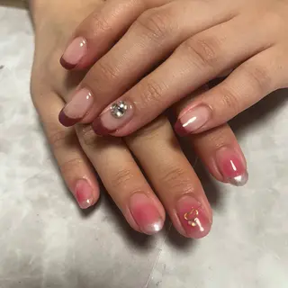 ネイル CeCe Garden 表参道所属・ソニ ダニカのネイルデザイン