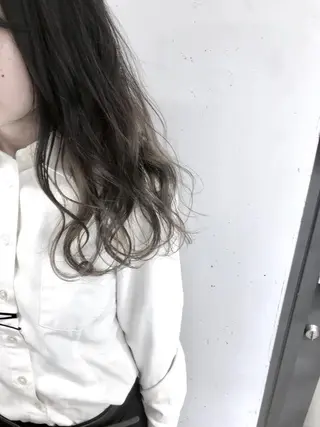 セミロング カラー 新井 広樹のヘアスタイル