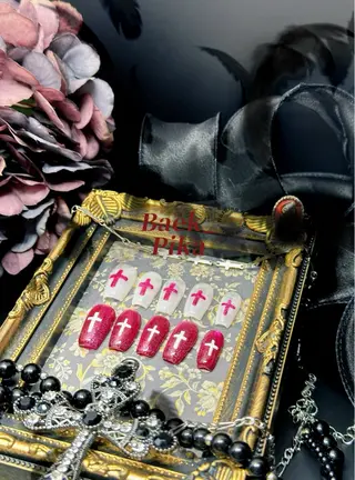 ネイル LINSTY PIKAのネイルデザイン