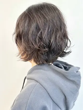 ショート パーマ とうい/くせ毛/ ショート/丸みボブのヘアスタイル