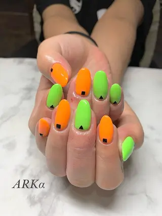 ミディアム ネイル ARKα SHIORIのネイルデザイン