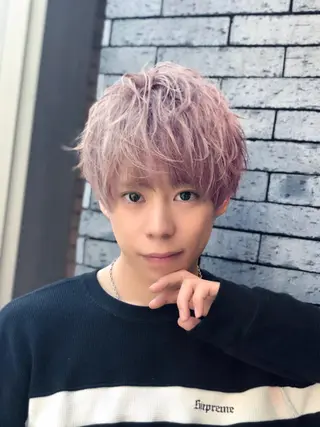 ショート カラー メンズ 假屋 航のヘアスタイル