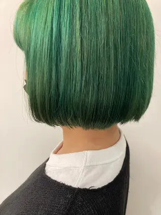 ショート カラー 🌸インナーカラー 🌸藤井春華のヘアスタイル