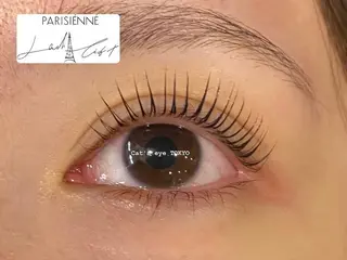 ネイル マツエク・マツパ Cat's eye TOKYO 新宿店のネイルデザイン