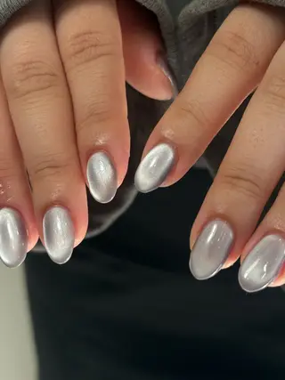 ネイル neouv所属・NEOUV_ mikuのネイルデザイン