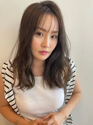 ミディアム カラー One By The Ect所属・ショート/脱白髪染め ☆宇﨑悠実のヘアスタイル