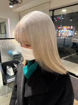 カラー hairsalon de Forever vida所属・猪野海生 カットモデル募集のヘアスタイル