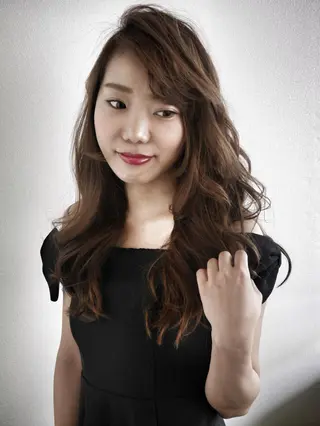 セミロング ロング カラー Lucet所属・糸井 一輝のヘアスタイル