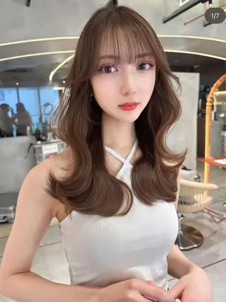 ミディアム カラー レイヤー/韓国 ハイトーン興津史弥のヘアスタイル