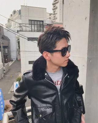 ショート 山影✨バレイヤージュ ハイライト✨メンズ◎のヘアスタイル