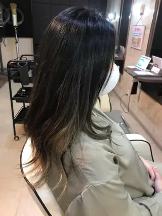 ロング カラー little×link 福岡所属・littlelink キタジマのヘアスタイル