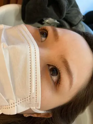 マツエク・マツパ GOSSIP所属・GOSSIP信国 瑞絵のヘアスタイル