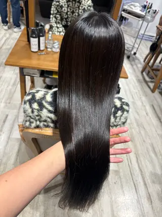 ロング 透明感/韓国風 HIRARIのヘアスタイル