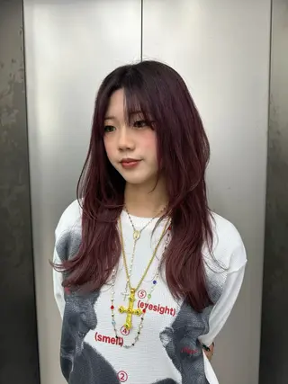 ロング AISA viewNAGOYAのヘアスタイル