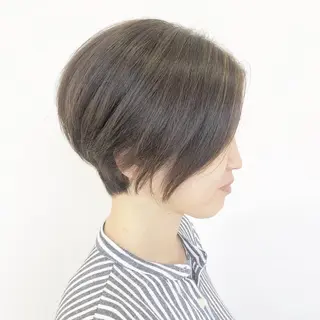 ショート カラー favorite b Charmeのヘアスタイル