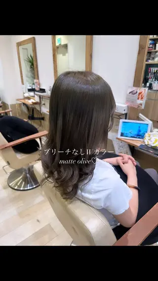 セミロング ブリーチなしカラー RURI🩵のヘアスタイル