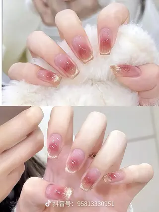 ミディアム Hanaai Salon新大久保店のネイルデザイン