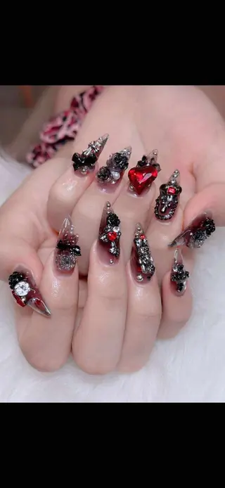 ネイル Lumi Nailのネイルデザイン