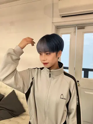 ショート 🪽ハネエクステ🪽 羽エクステKENJIのヘアスタイル