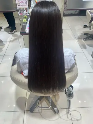 ロング レイヤーカット ベージュ/KANAのヘアスタイル