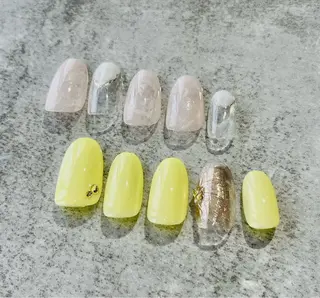 ネイル 大島 玲奈のネイルデザイン