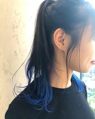 セミロング カラー ヘアアレンジ 小田 莉加子のヘアスタイル